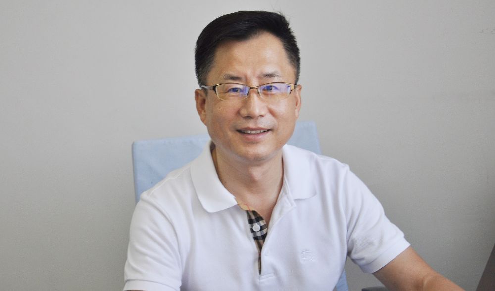 代表取締役社長 豊島 強